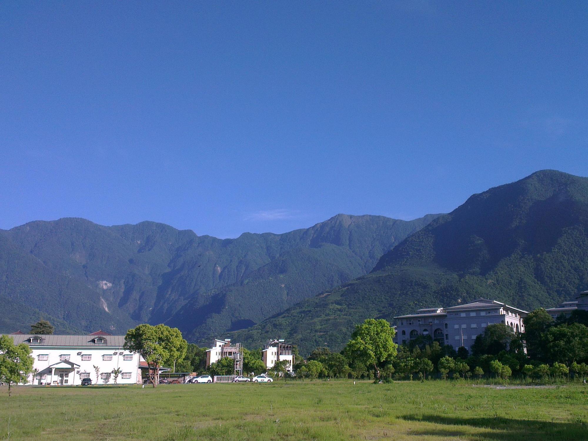Oak Garden 旅館證號167 民宿證號1359 Kota Hualien Bagian luar foto