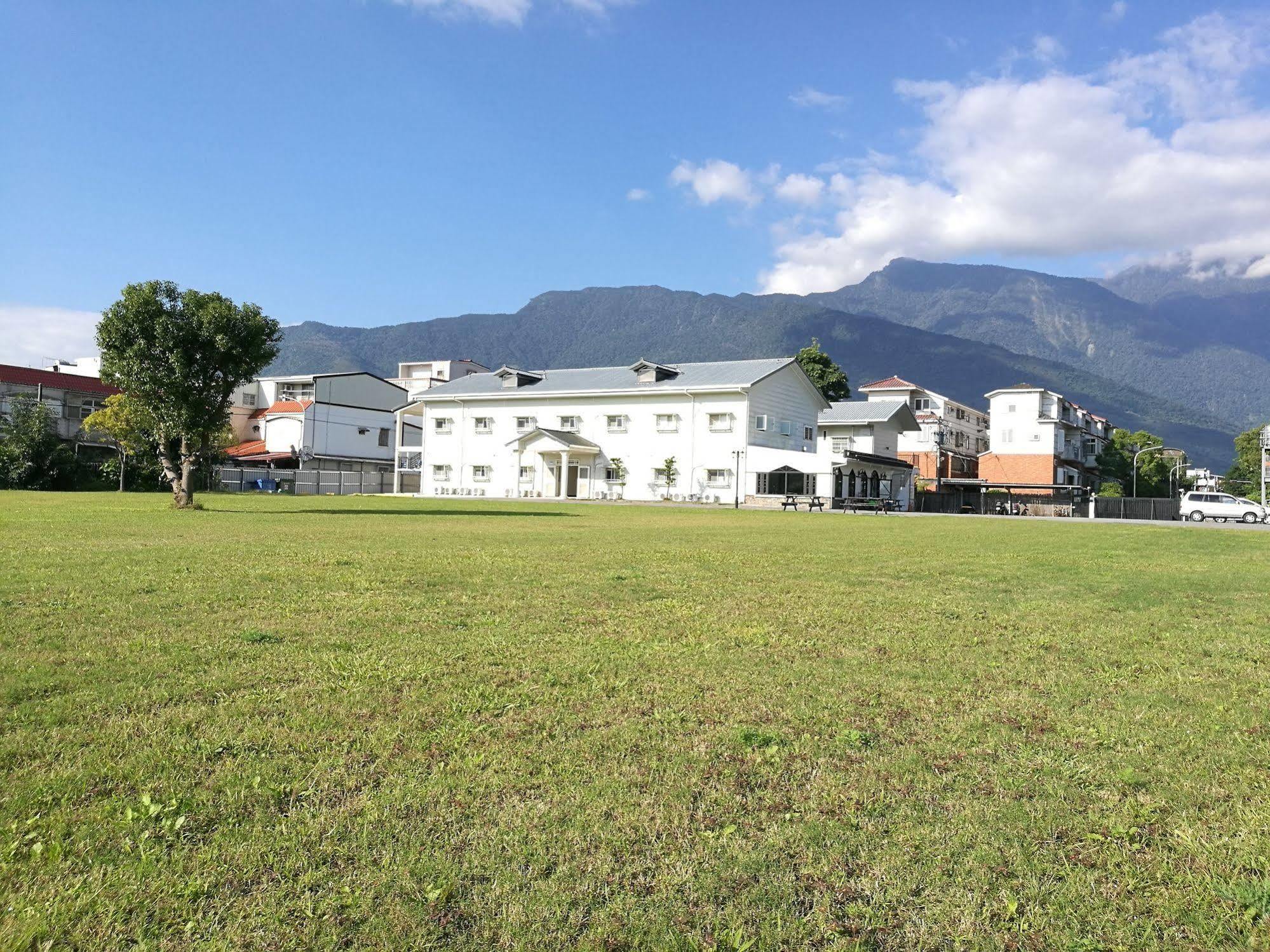 Oak Garden 旅館證號167 民宿證號1359 Kota Hualien Bagian luar foto